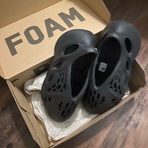 Yeezy foam runners onyx